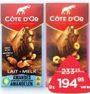 Côte d'Or Lait Amandes Caramélisées, Noisettes Entières, Raisins Noisettes, Noir Amandes & Noisettes Entières 180 g