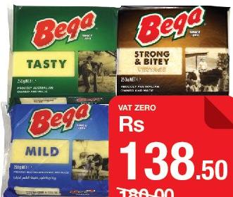Bega Fromage Cheddar Bloc - Tasty / Strong & Bitey / Mild le paquet de 250g